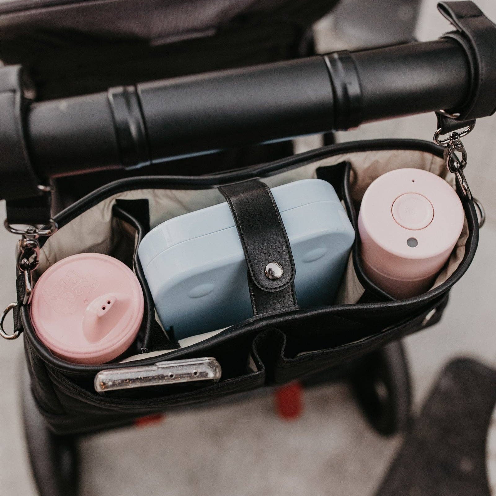 OiOi Signature Pram Caddy - Black Diamond Quilt