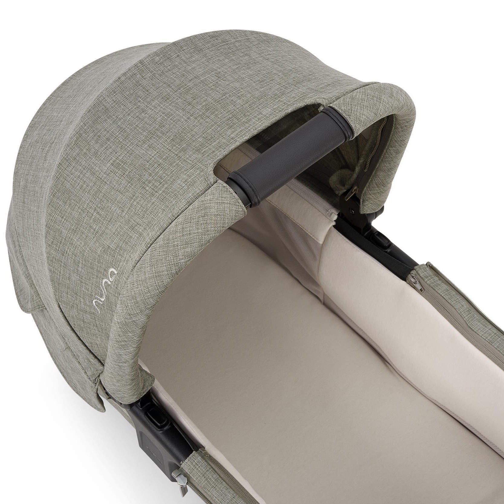 Nuna SWIV & TRIV Series Bassinet + Stand