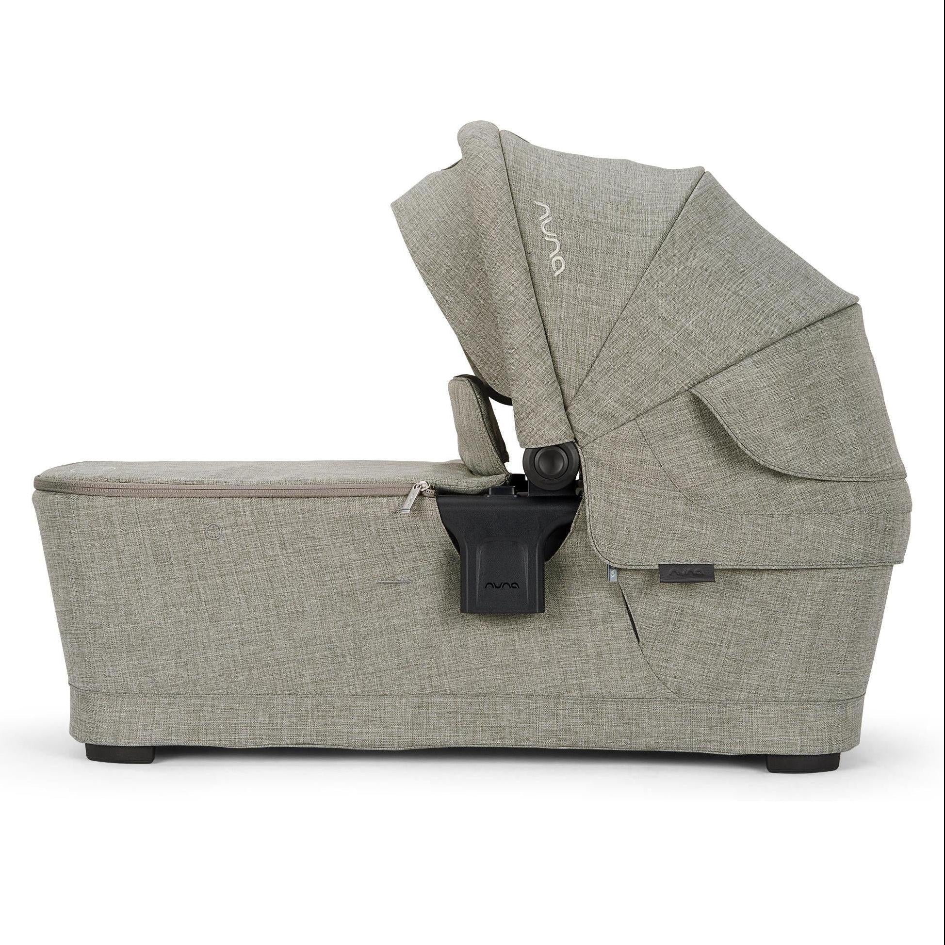 Nuna SWIV & TRIV Series Bassinet + Stand