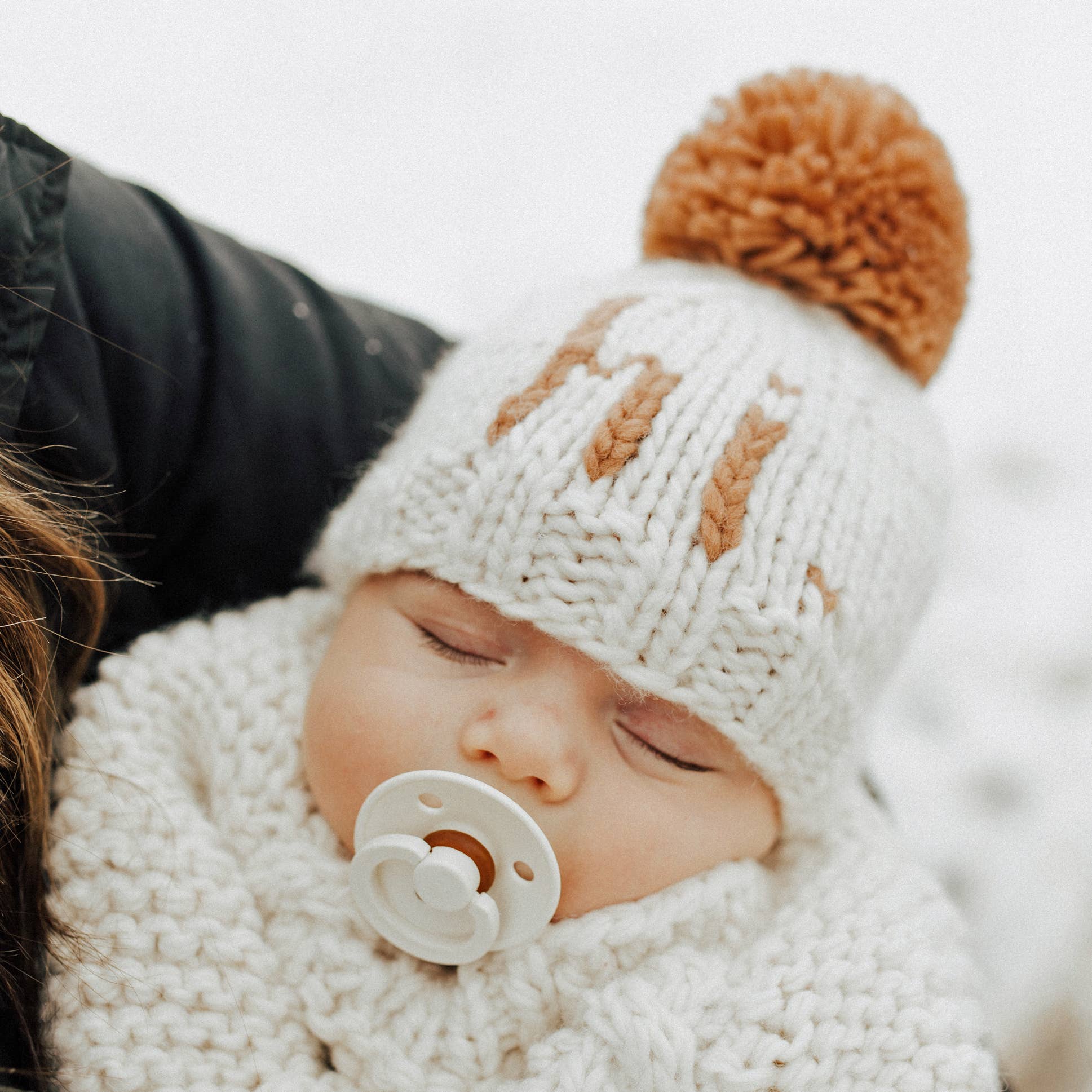 Hi Hand Knit Beanie - Pecan