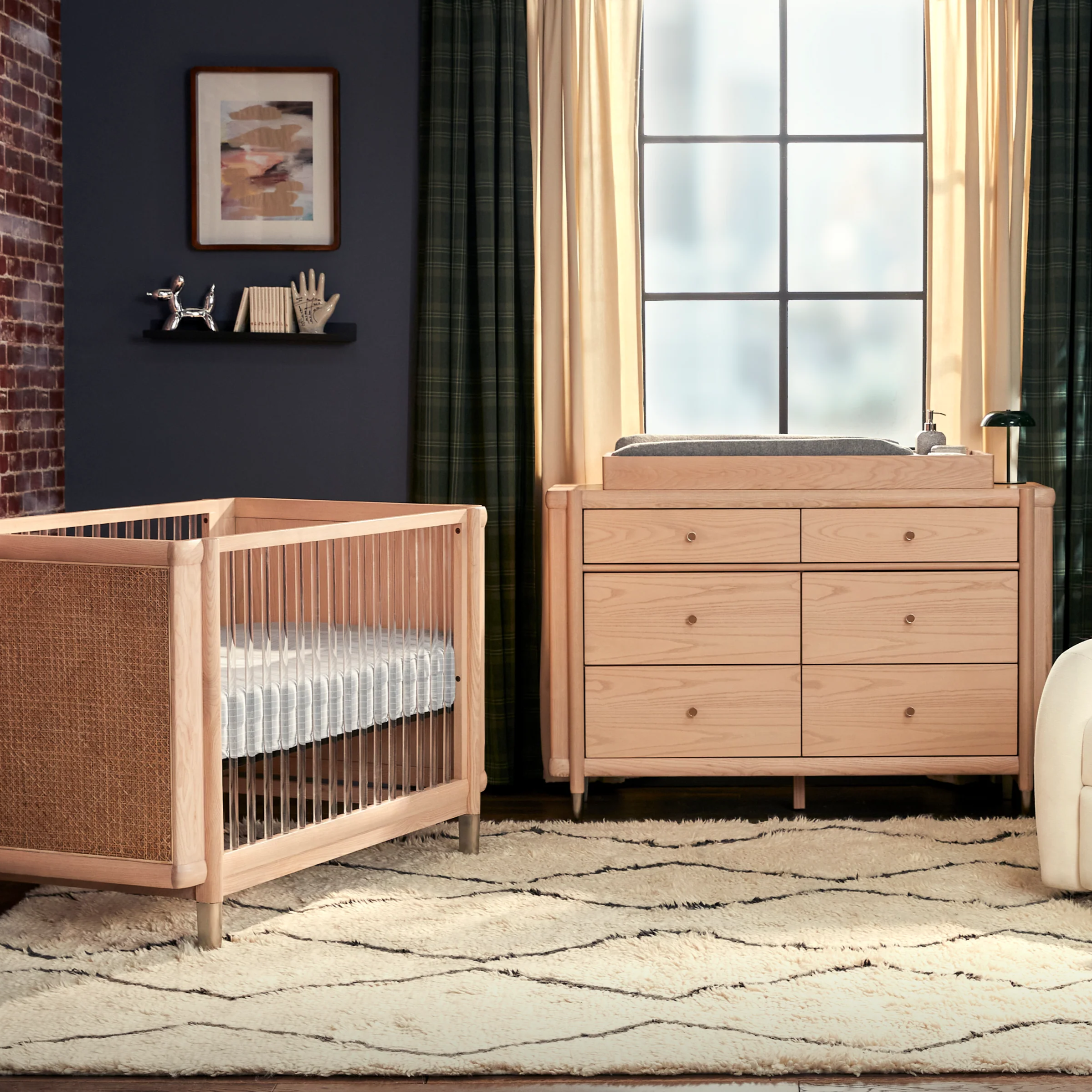 Maxi-Cosi Nursery Brisa 4-in-1 Convertible Crib + 6-Drawer Dresser